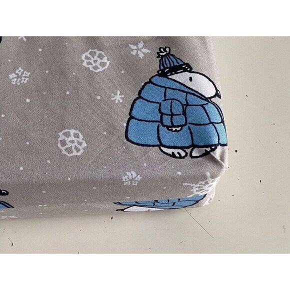 Peanuts Snoopy Puffy Coat TWIN SIZE Sheet Set Christmas Puffer Jacket Gray Blue - Picture 10 of 13